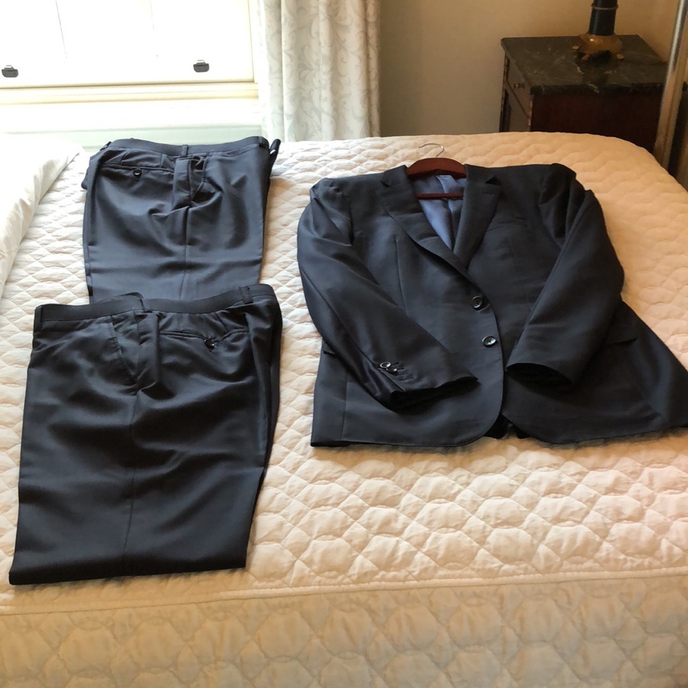 Custom-made suit (jacket+2 pants) - Picture 12 of 12